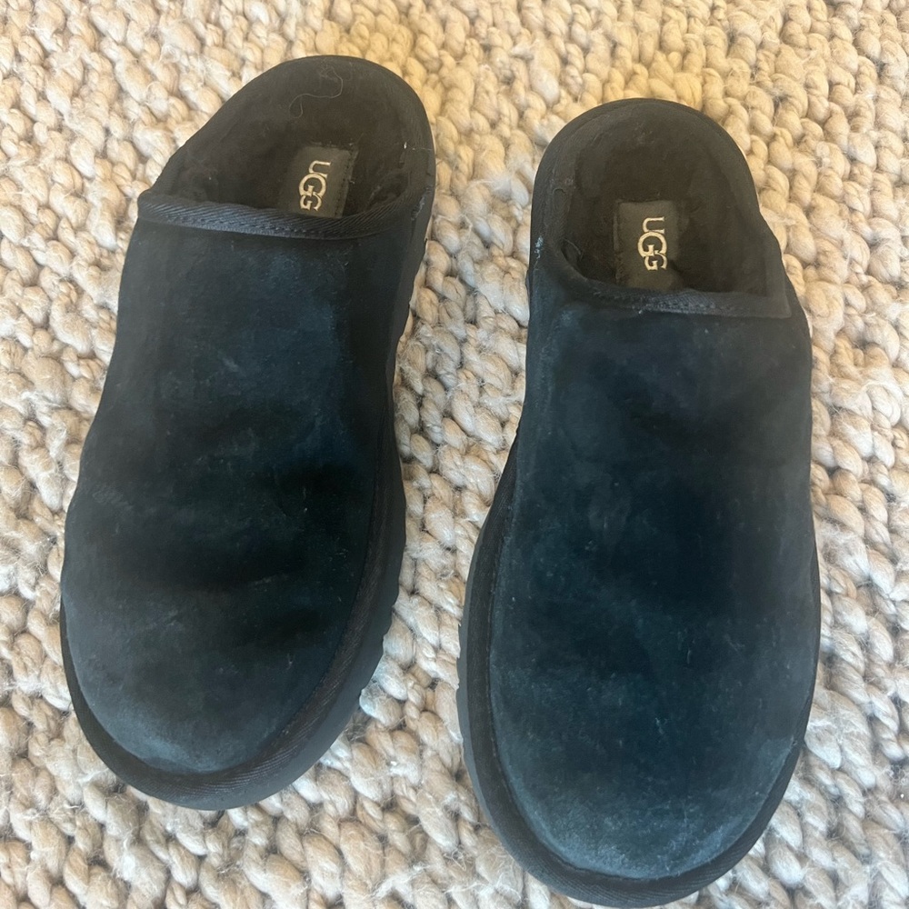 UGG Scuff Slippers Black Suede Sheepskin Men’s 8 - Picture 2 of 11